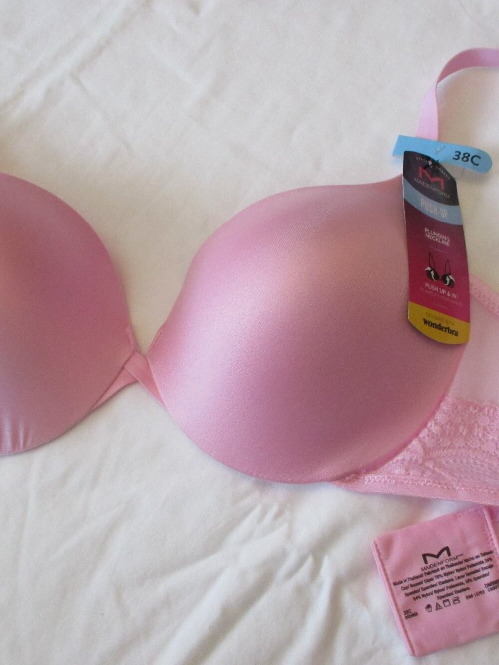 NWT - Maidenform Push-up bra - sz 38C - MSRP $48.00 - style #9900